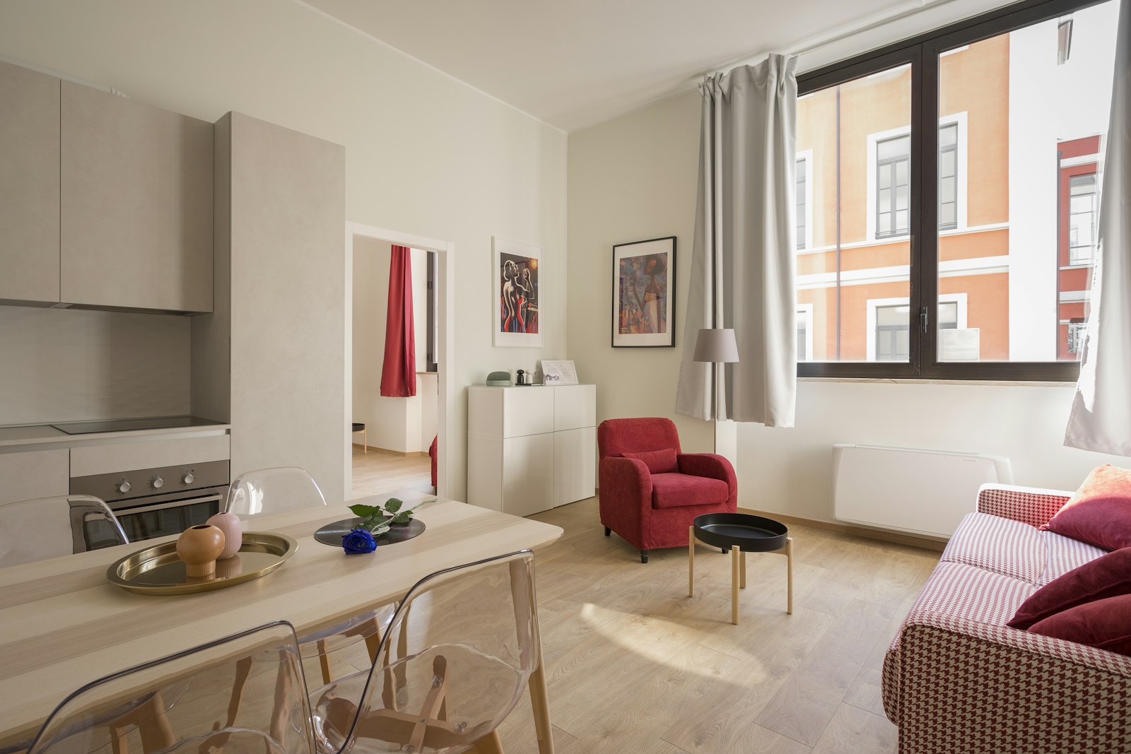 Appartement rénové en Île-de-France — décor lumineux et contemporain